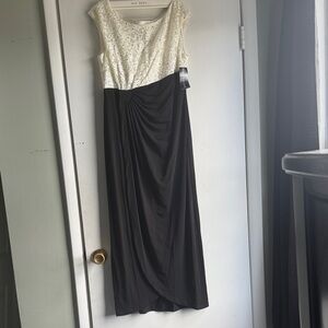 Connected Apparel One Shoulder Black and Cream Dress